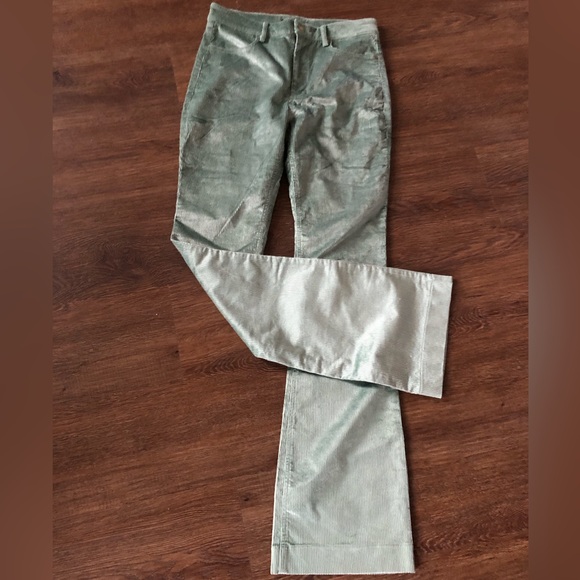 NWT GUESS Women’s High Rise Flare Shimmery Dusty Teal Corduroy Pants Size 31 - Picture 2 of 12